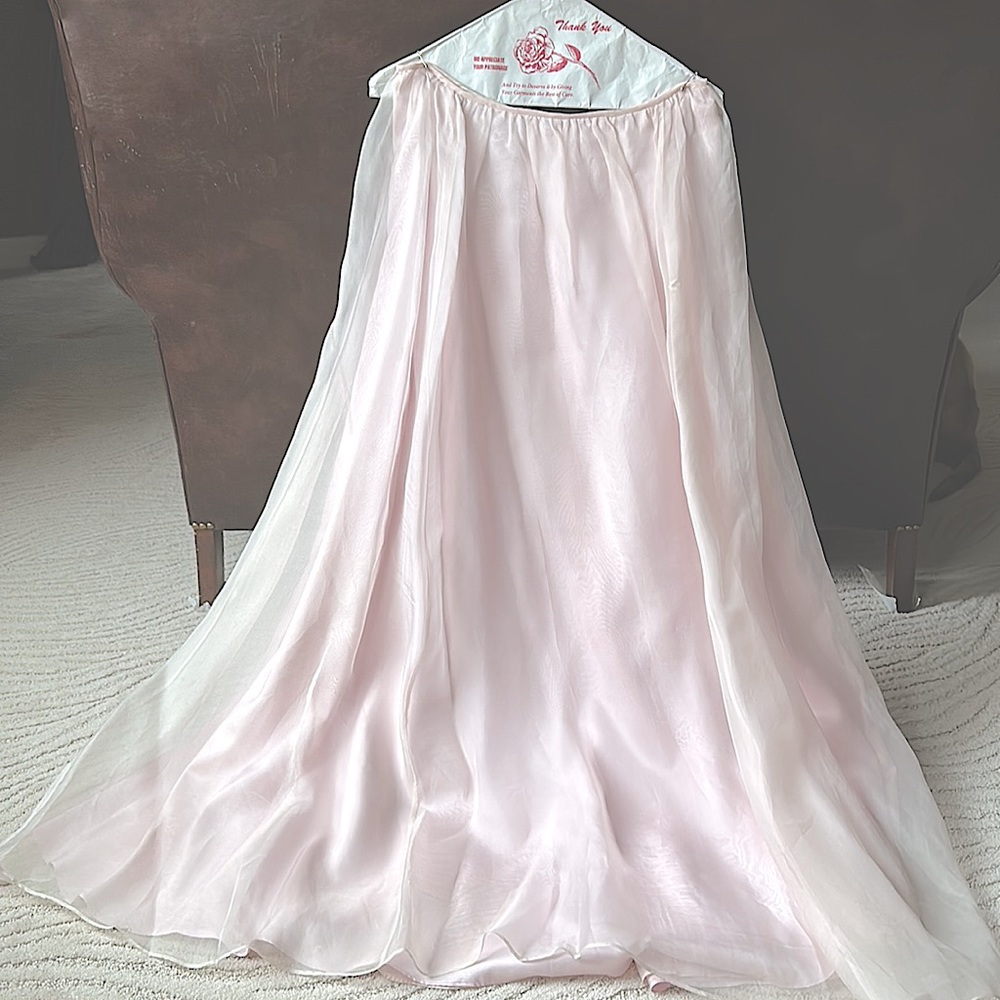 Ralph Lauren Satin and soft tulle glamorous and beautiful long skirt.